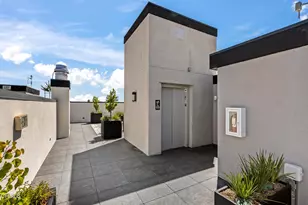 150 S Oak Knoll Ave, Pasadena, CA 91101 - Photo 30