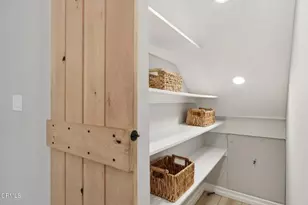 5853 Canyonside Rd, La Crescenta, CA 91214 - Photo 16