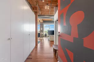 530 S Hewitt St, Los Angeles, CA 90013 - Photo 2