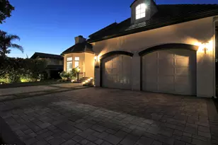 1929 Lyans Dr, La Canada Flintridge, CA 91011 - Photo 42