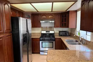 456 E San Jose Ave, Burbank, CA 91501 - Photo 2