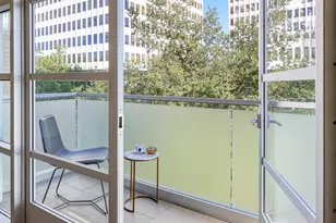 257 S Hudson Ave, Pasadena, CA 91101 - Photo 16