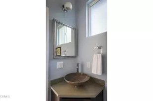 475 Rustic Dr, Los Angeles, CA 90065 - Photo 30