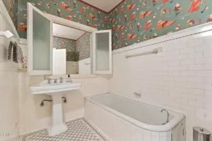 924 S Oakland Ave, Pasadena, CA 91106 - Photo 18