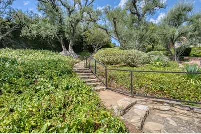 1220 Hillcrest Avenue, Pasadena, CA 91106 - Photo 68