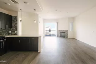 124 W Colorado St, Glendale, CA 91204 - Photo 2