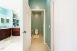 11071 N Tamberly Ln, Los Angeles, CA 91042 - Photo 30