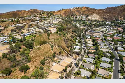 1227 Bienveneda Avenue, Pacific Palisades, CA 90272 - Photo 20