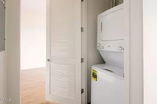 124 W Colorado St, Glendale, CA 91204 - Photo 40