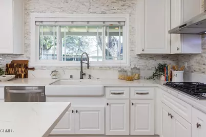 1247 Flanders Road, La Canada Flintridge, CA 91011 - Photo 16