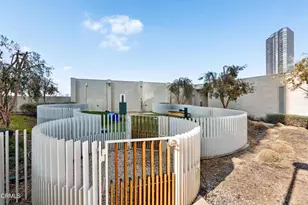 877 Francisco Street, Los Angeles, CA 90015 - Photo 32