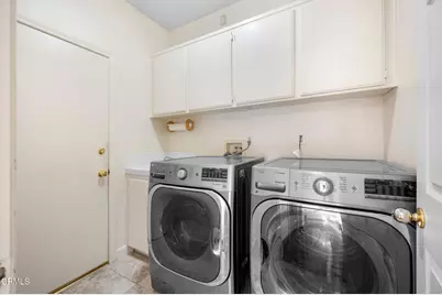 925 Calle La Primavera, Glendale, CA 91208 - Photo 18