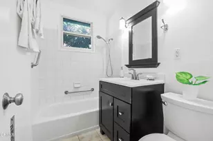 2062 N Garfield Ave, Pasadena, CA 91104 - Photo 16