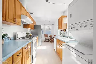 2062 N Garfield Ave, Pasadena, CA 91104 - Photo 10