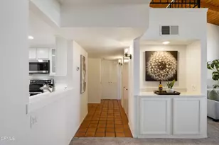 2385 Roscomare Rd, Los Angeles, CA 90077 - Photo 24