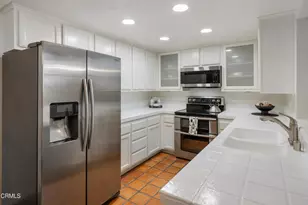 2385 Roscomare Rd, Los Angeles, CA 90077 - Photo 12