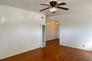 12811 Oxnard St, Los Angeles, CA 91606 - Photo 8