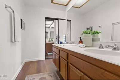 436 E Palm Avenue #301, Burbank, CA 91501 - Photo 18