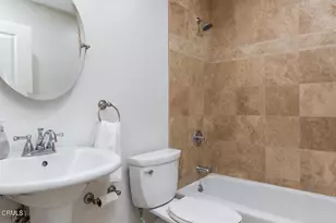 2217 Crescent Dr, Altadena, CA 91001 - Photo 26