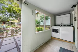 11060 Plainview Ave, Los Angeles, CA 91042 - Photo 20