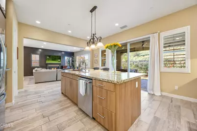 627 E Orange Blossom Way, Azusa, CA 91702 - Photo 20