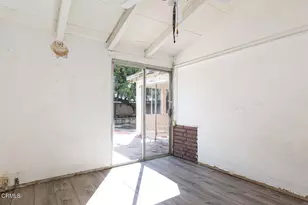 11158 Orion Ave, Los Angeles, CA 91345 - Photo 14