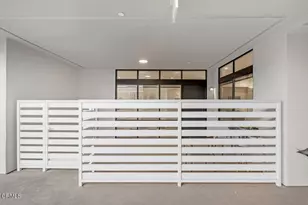 178 S Euclid Ave, Pasadena, CA 91101 - Photo 2