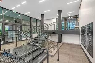 178 S Euclid Ave, Pasadena, CA 91101 - Photo 30