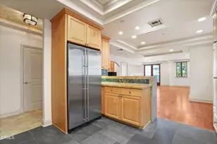 985 N Michillinda Ave, Pasadena, CA 91107 - Photo 30