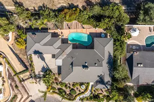 2460 Las Positas Rd, Glendale, CA 91208 - Photo 50