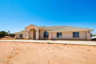 7176 Cataba Rd, Oak Hills, CA 92344 - Photo 1