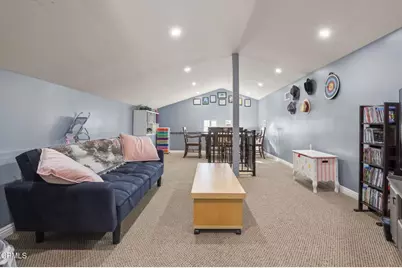 12244 Tiara Street, Valley Village, CA 91607 - Photo 28