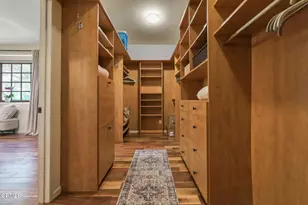 12244 Tiara St, Valley Village, CA 91607 - Photo 18