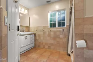 12244 Tiara St, Valley Village, CA 91607 - Photo 42