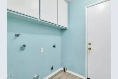 42950 Burlwood Drive, Lancaster, CA 93536 - Photo 32