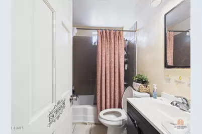 524 W Almond Street, Compton, CA 90220 - Photo 10