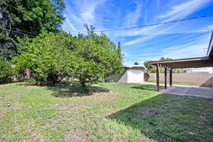 5273 Greenbrier Dr, Riverside, CA 92504 - Photo 16