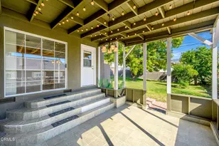 2444 N Parish Pl, Burbank, CA 91504 - Photo 30