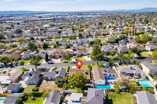 2444 N Parish Pl, Burbank, CA 91504 - Photo 48