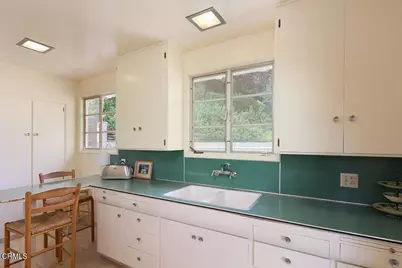 1331 El Mirador Drive, Pasadena, CA 91103 - Photo 16