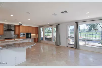 2880 Avenida De Autlan, Camarillo, CA 93010 - Photo 16