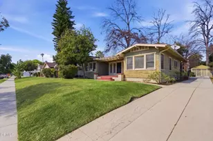 1455 E Villa St, Pasadena, CA 91106 - Photo 2