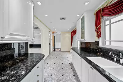 1118 Oberlin Drive, Glendale, CA 91205 - Photo 14