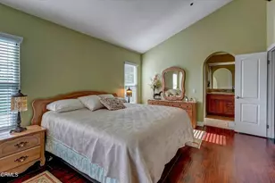 12477 Rajah St, Los Angeles, CA 91342 - Photo 22