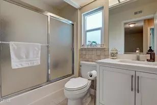 12477 Rajah St, Los Angeles, CA 91342 - Photo 28