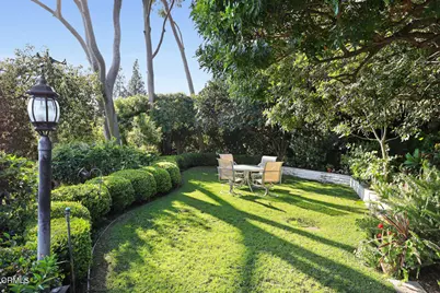 399 N San Rafael Avenue, Pasadena, CA 91105 - Photo 48