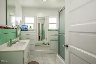1139 N Heliotrope Dr, Los Angeles, CA 90029 - Photo 18