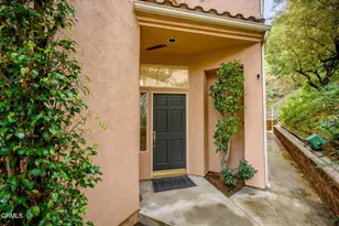 925 Calle La Primavera, Glendale, CA 91208 - Photo 2