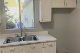 1104 N Lake Ave, Pasadena, CA 91104 - Photo 30