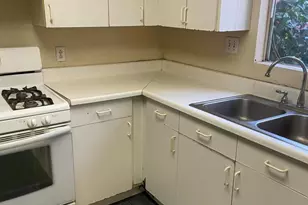 1104 N Lake Ave, Pasadena, CA 91104 - Photo 32
